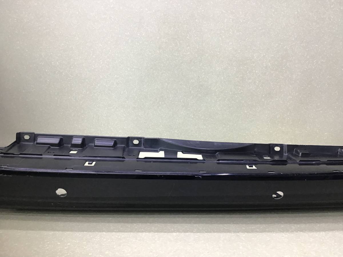 Бампер задний Toyota Land Cruiser 11 (VDJ200) 2007-2021 Бампер задний Toyota Land Cruiser 11 (VDJ200) 2007-2021