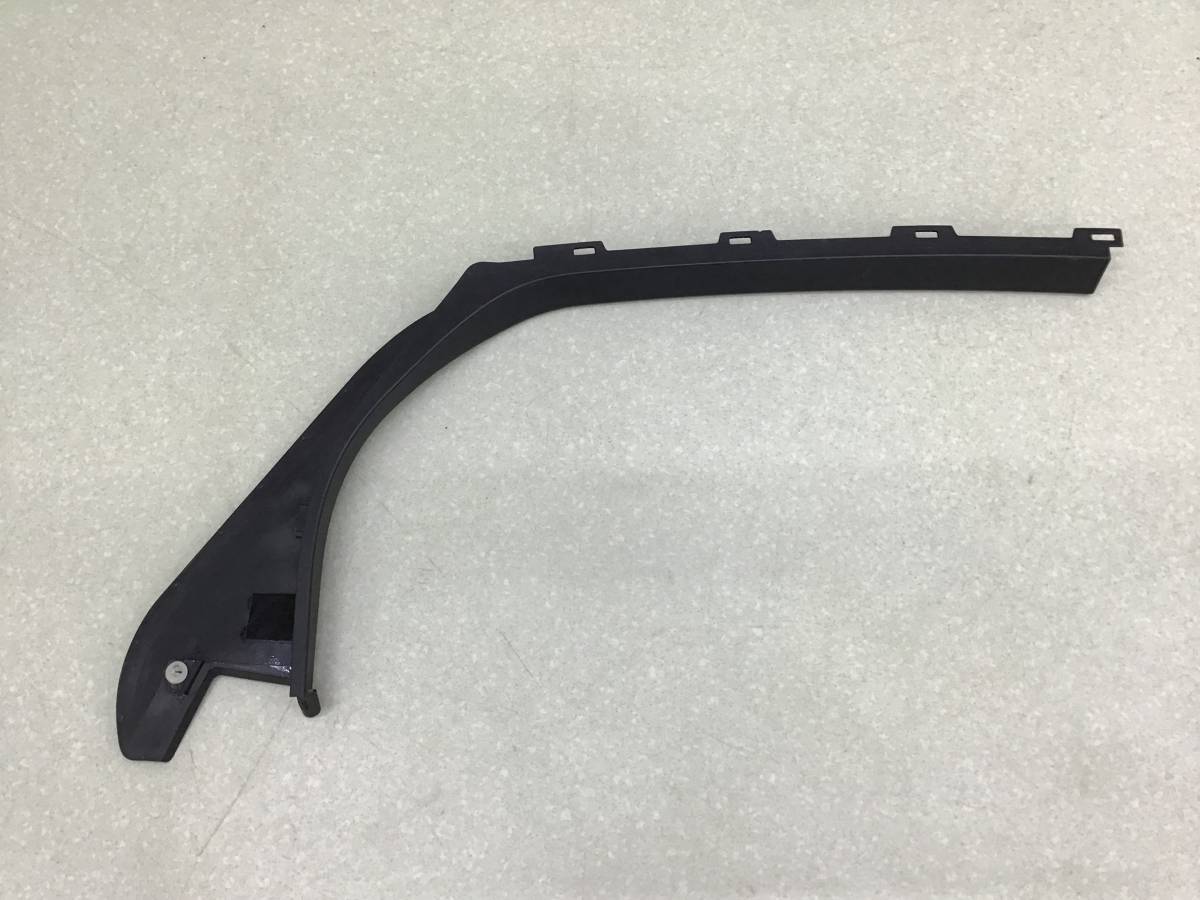 Накладка (кузов внутри) Ford Focus 3 (CB8) 2011-2019 Накладка (кузов внутри) Ford Focus 3 (CB8) 2011-2019