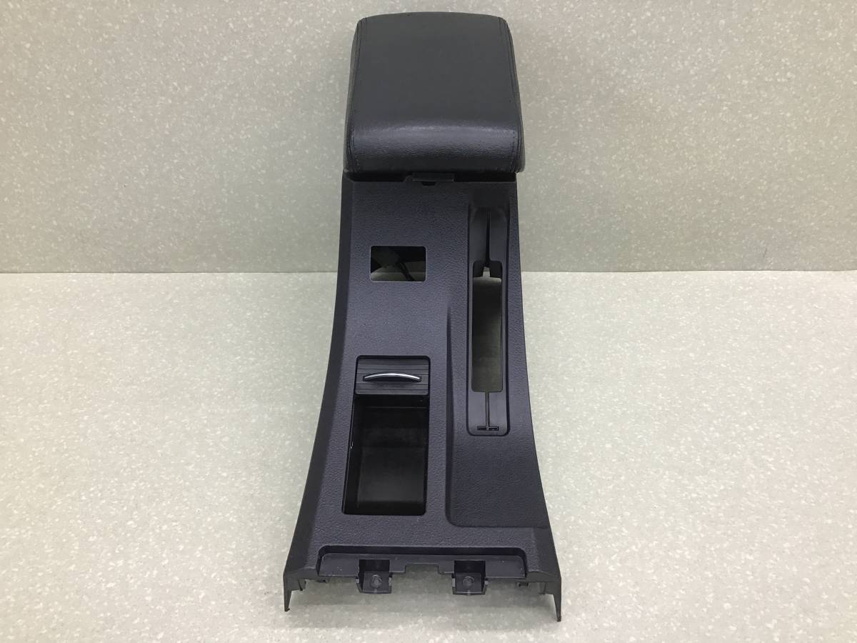 Консоль центральная Great Wall Hover H3 NEW 2015> Консоль центральная Great Wall Hover H3 NEW 2015>