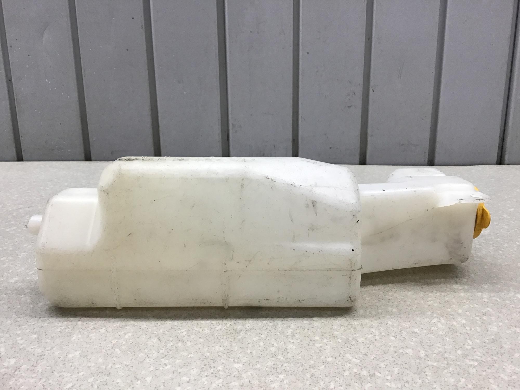 Бачок расширительный, Subaru Legacy Outback (B13) 2003-2009 Бачок расширительный, Subaru Legacy Outback (B13) 2003-2009