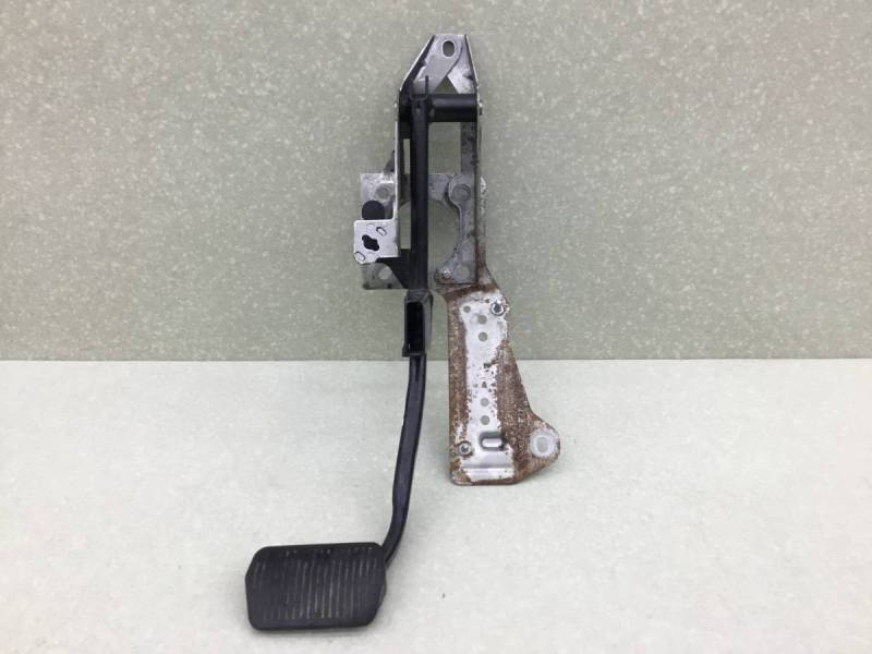 Педаль тормоза Ford Focus 3 (CB8) 2011-2019 Педаль тормоза Ford Focus 3 (CB8) 2011-2019
