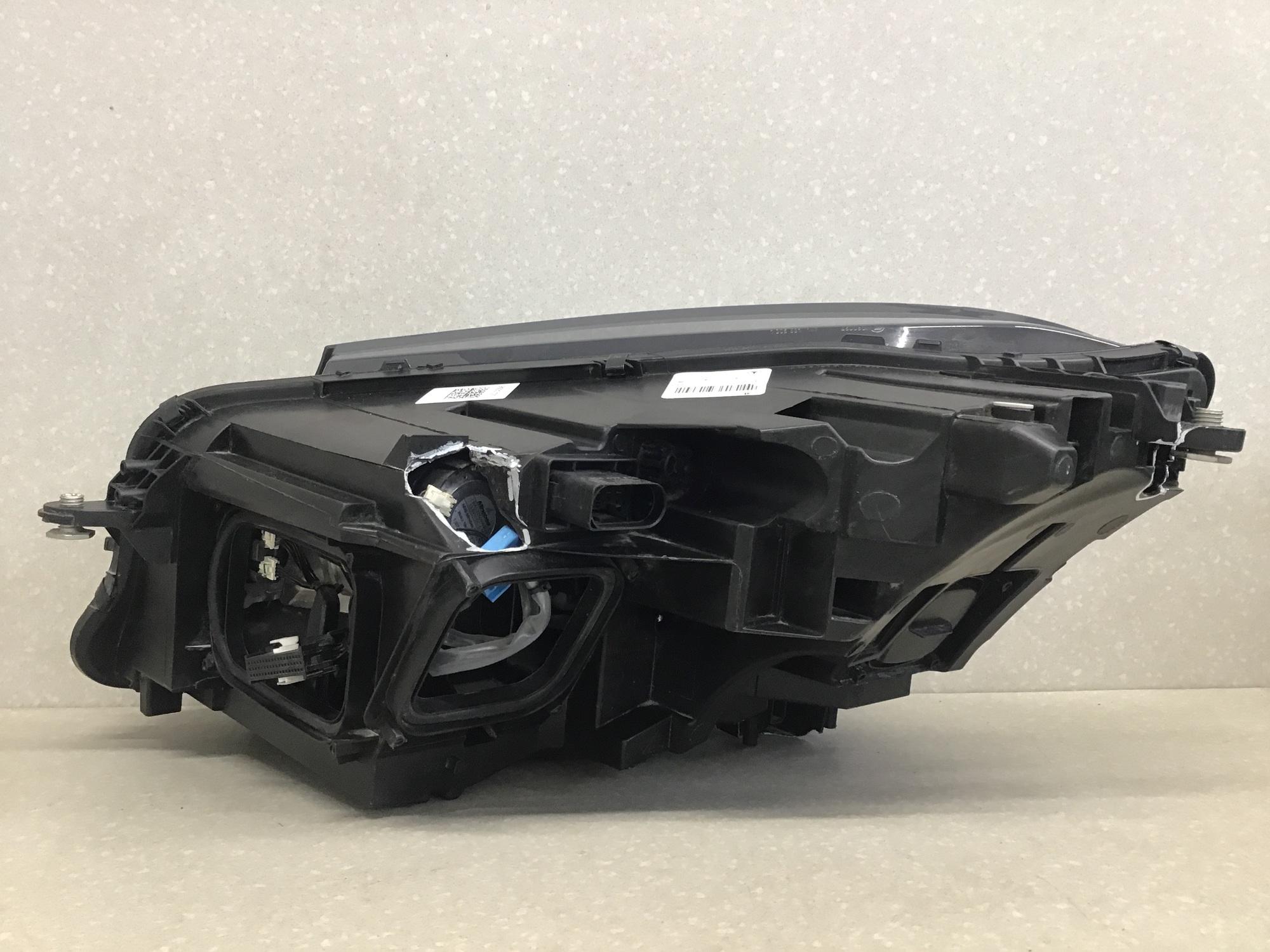 Фара правая Mercedes-Benz S-Class (W222) 2013> Фара правая Mercedes-Benz S-Class (W222) 2013>