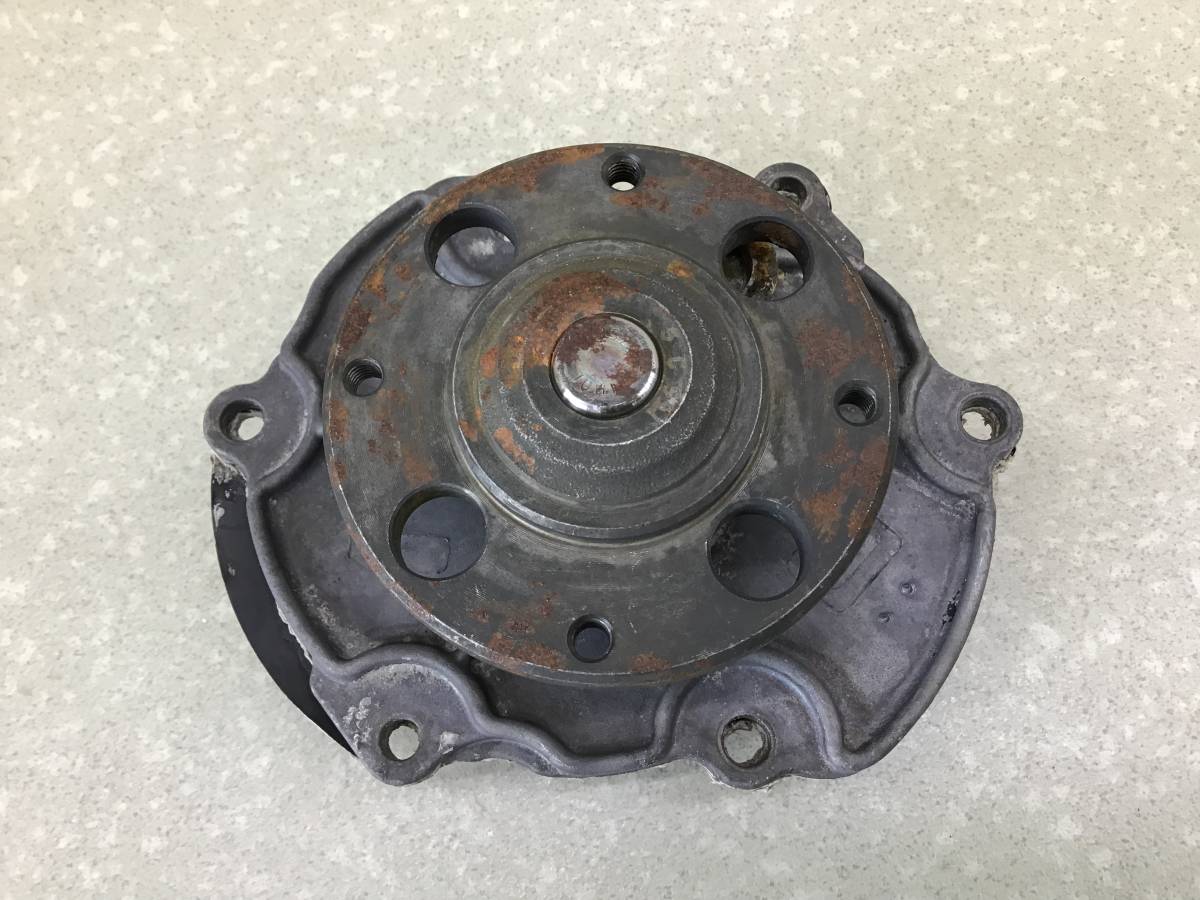 Насос водяной (помпа) Chevrolet Captiva (C100) 2006-2011 Насос водяной (помпа) Chevrolet Captiva (C100) 2006-2011
