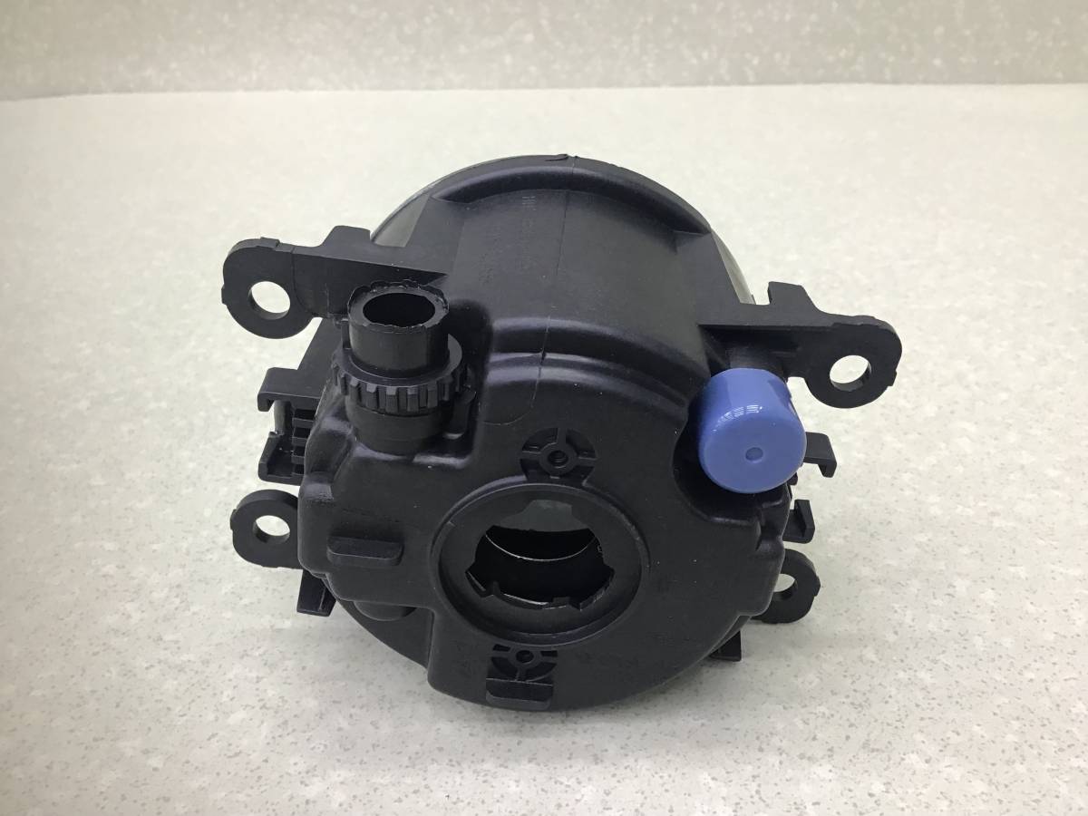 Фара противотуманная Ford Focus 2 (CB4) 2007-2011 Фара противотуманная Ford Focus 2 (CB4) 2007-2011
