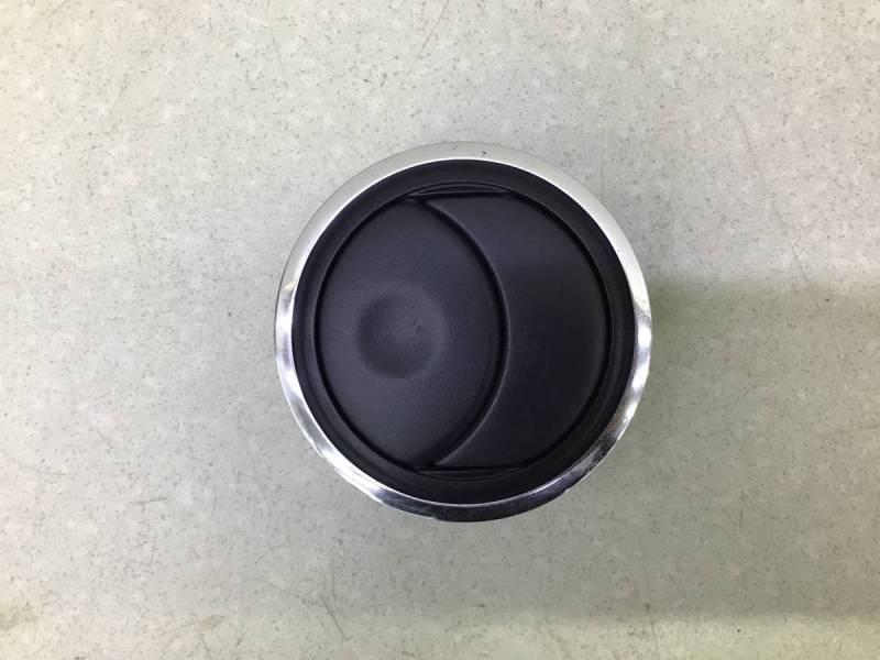 Дефлектор воздушный Nissan Terrano 3 (D10) 2014-2022