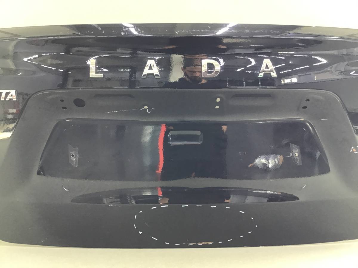 Крышка багажника Lada Granta (2190) 2011-н.в. Крышка багажника Lada Granta (2190) 2011-н.в.