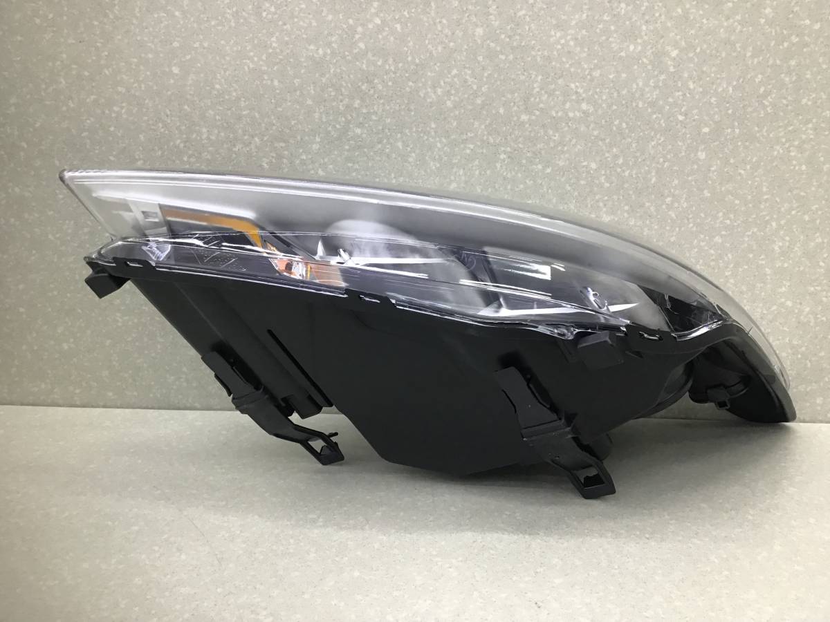 Фара левая Ford Focus 2 (CB4) 2007-2011 Фара левая Ford Focus 2 (CB4) 2007-2011