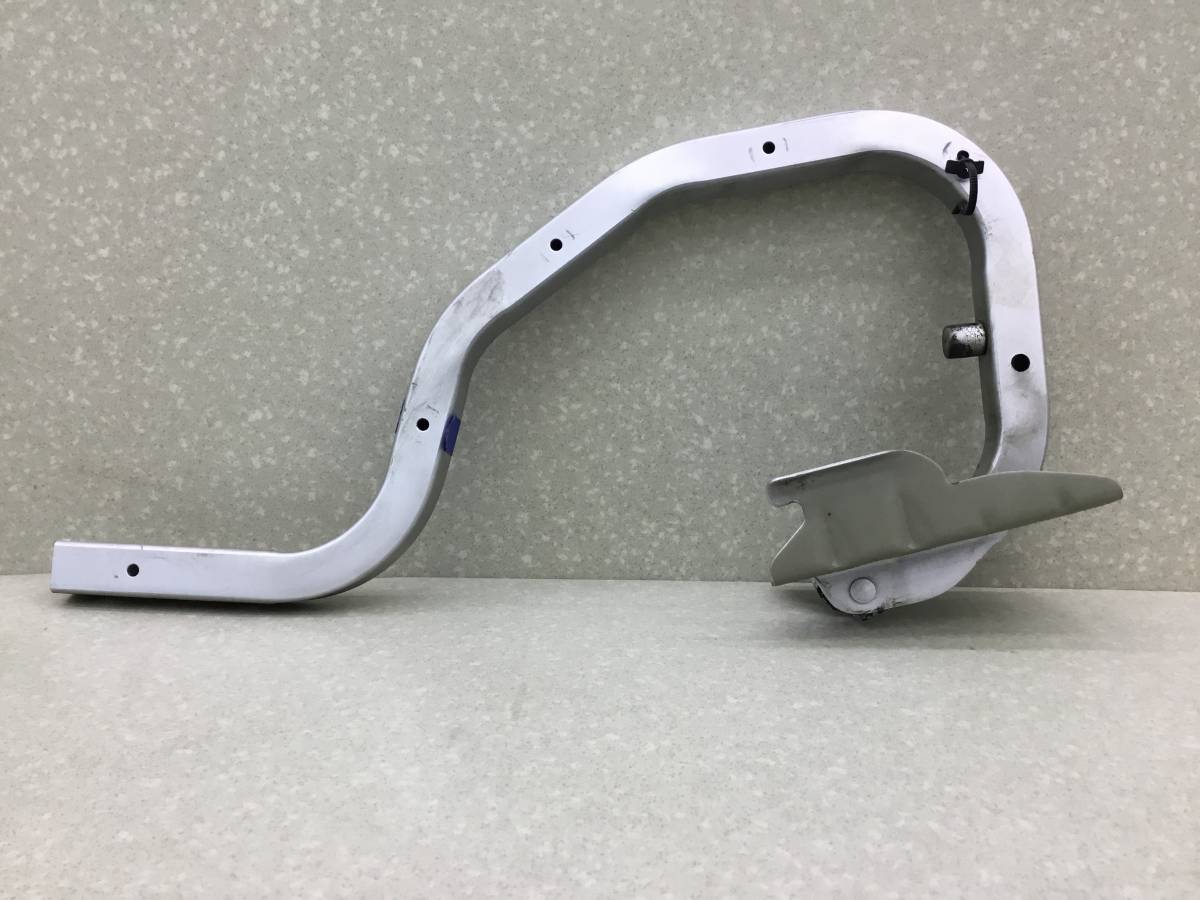 Петля крышки багажника Nissan Almera 3 (G11, G15) 2012> Петля крышки багажника Nissan Almera 3 (G11, G15) 2012>