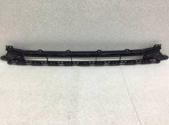 Решетка в бампер центральная Audi Q7 (4M) 2015>