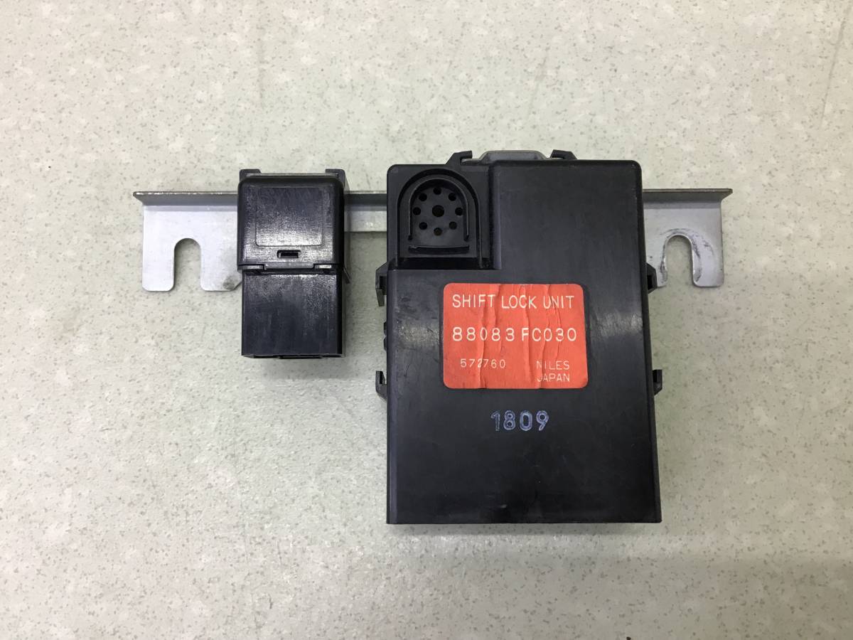 Блок электронный Subaru Forester (S11) 2002-2007 Блок электронный Subaru Forester (S11) 2002-2007