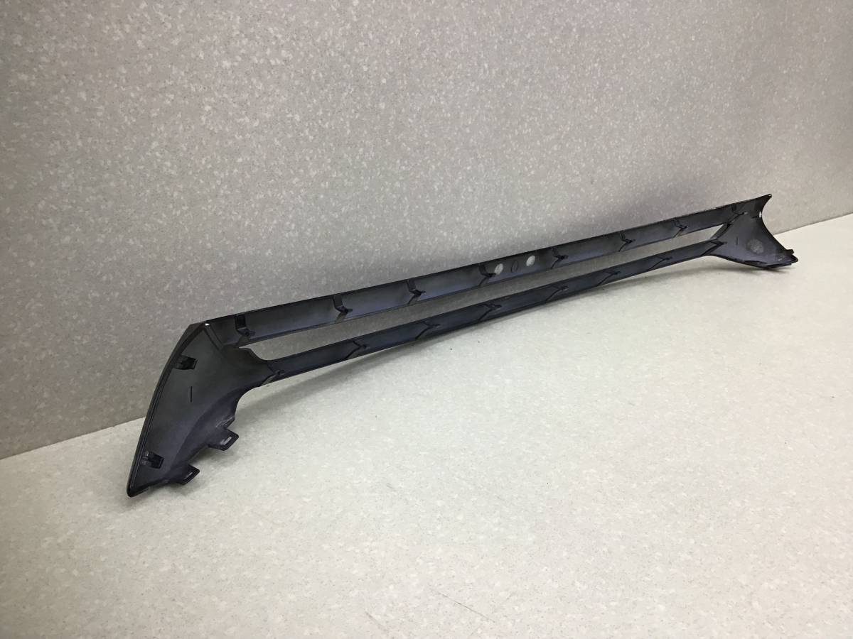 Решетка радиатора Volkswagen Scirocco 2009-2015