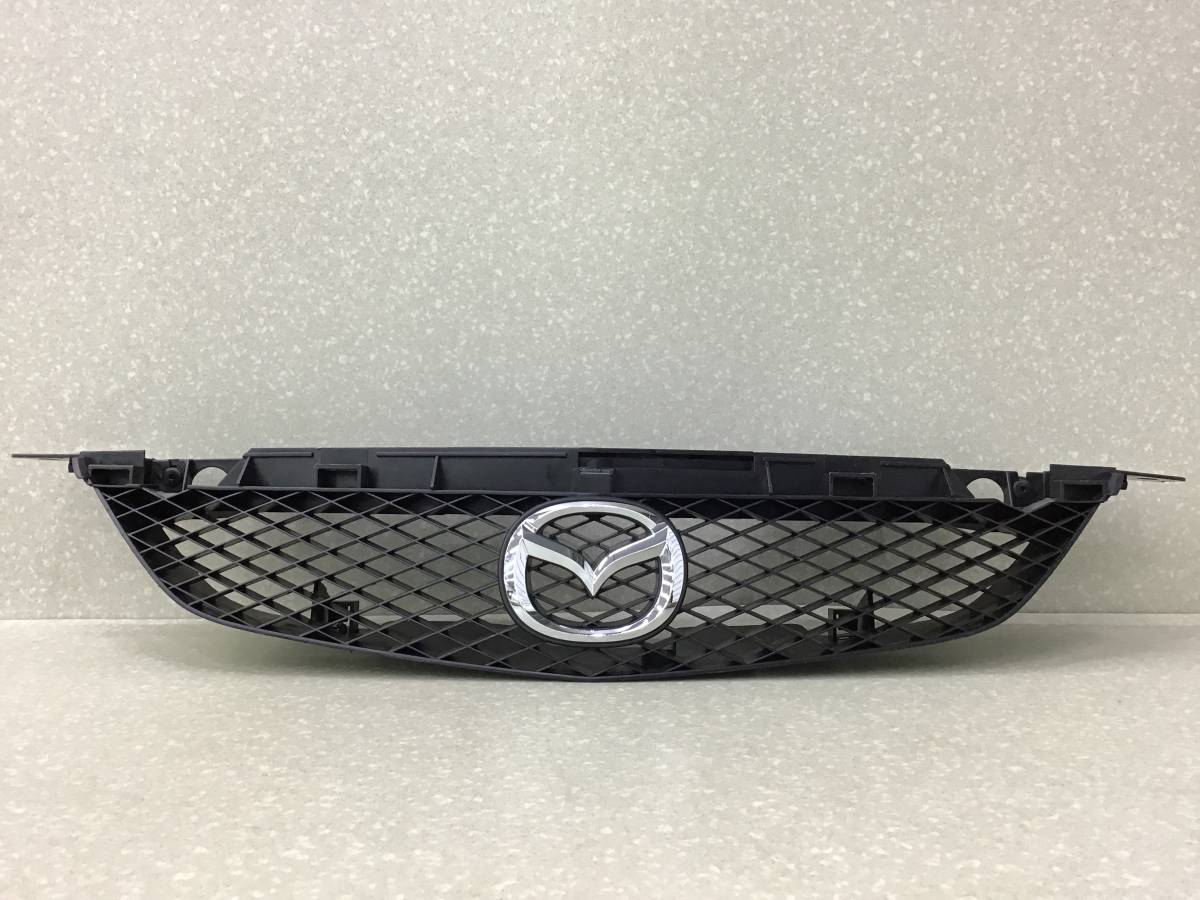 Решетка радиатора Mazda 323 (BJ) 1998-2003 Решетка радиатора Mazda 323 (BJ) 1998-2003