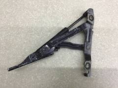 Петля крышки багажника Mazda 3 (BK) 2002-2009