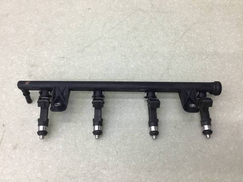 Рейка топливная (рампа) Renault Sandero 1 (BS1Y) 2009-2014