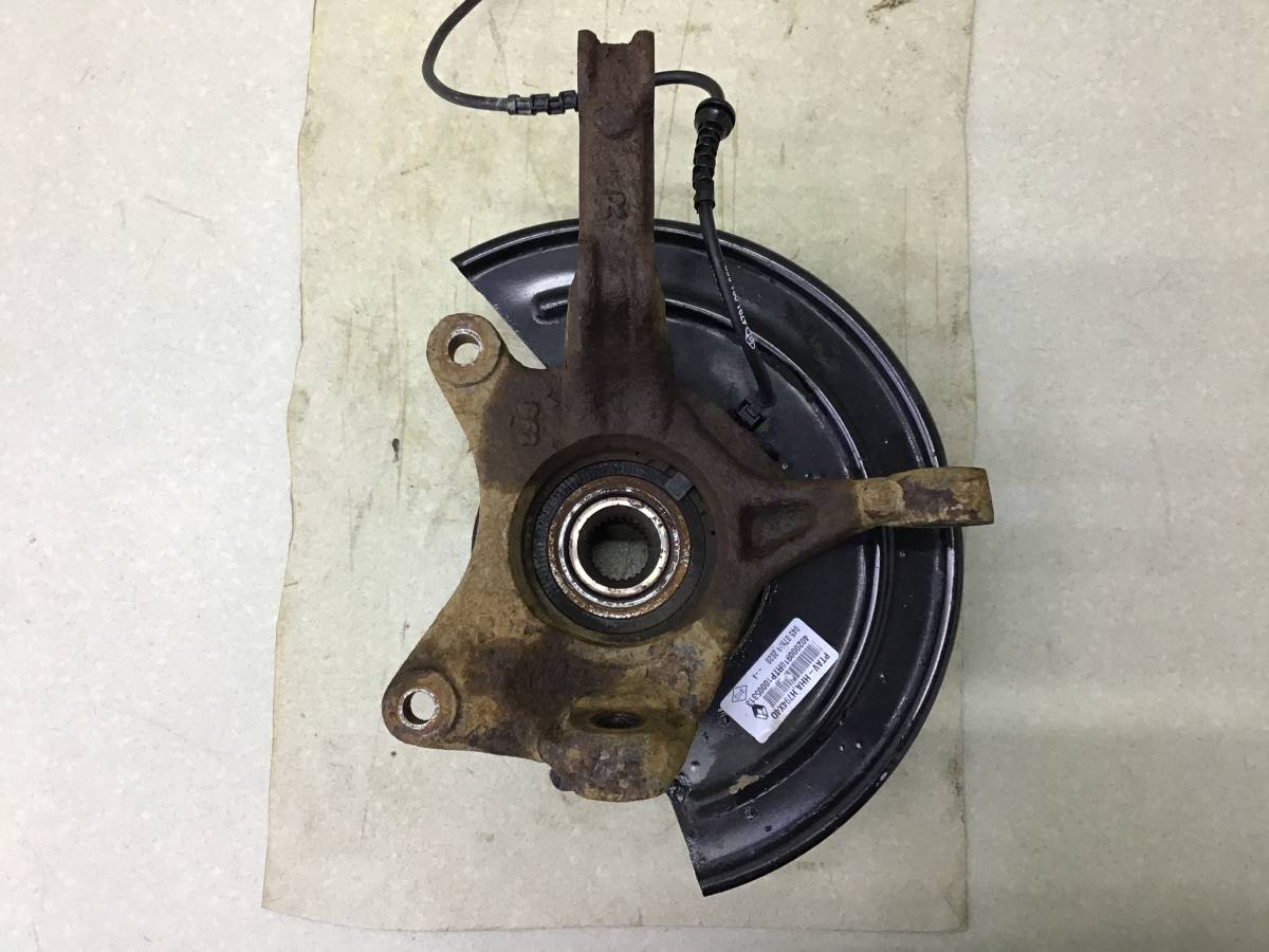 Кулак поворотный передний правый Renault Duster (HS) 2010-2021