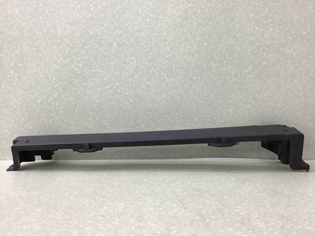 Кронштейн радиатора BMW X5 E70 2007-2013