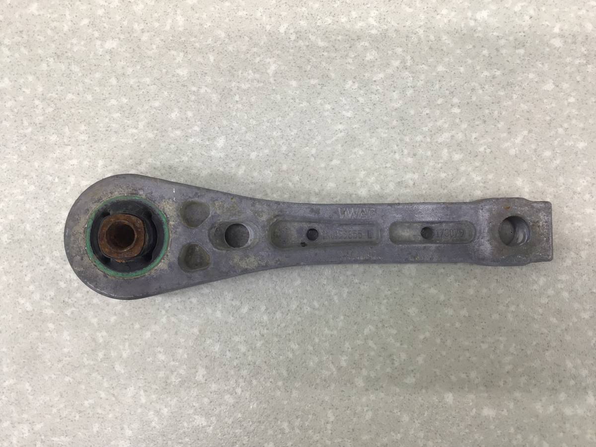 Опора двигателя задняя Volkswagen Jetta (1K) 2006-2011 Опора двигателя задняя Volkswagen Jetta (1K) 2006-2011