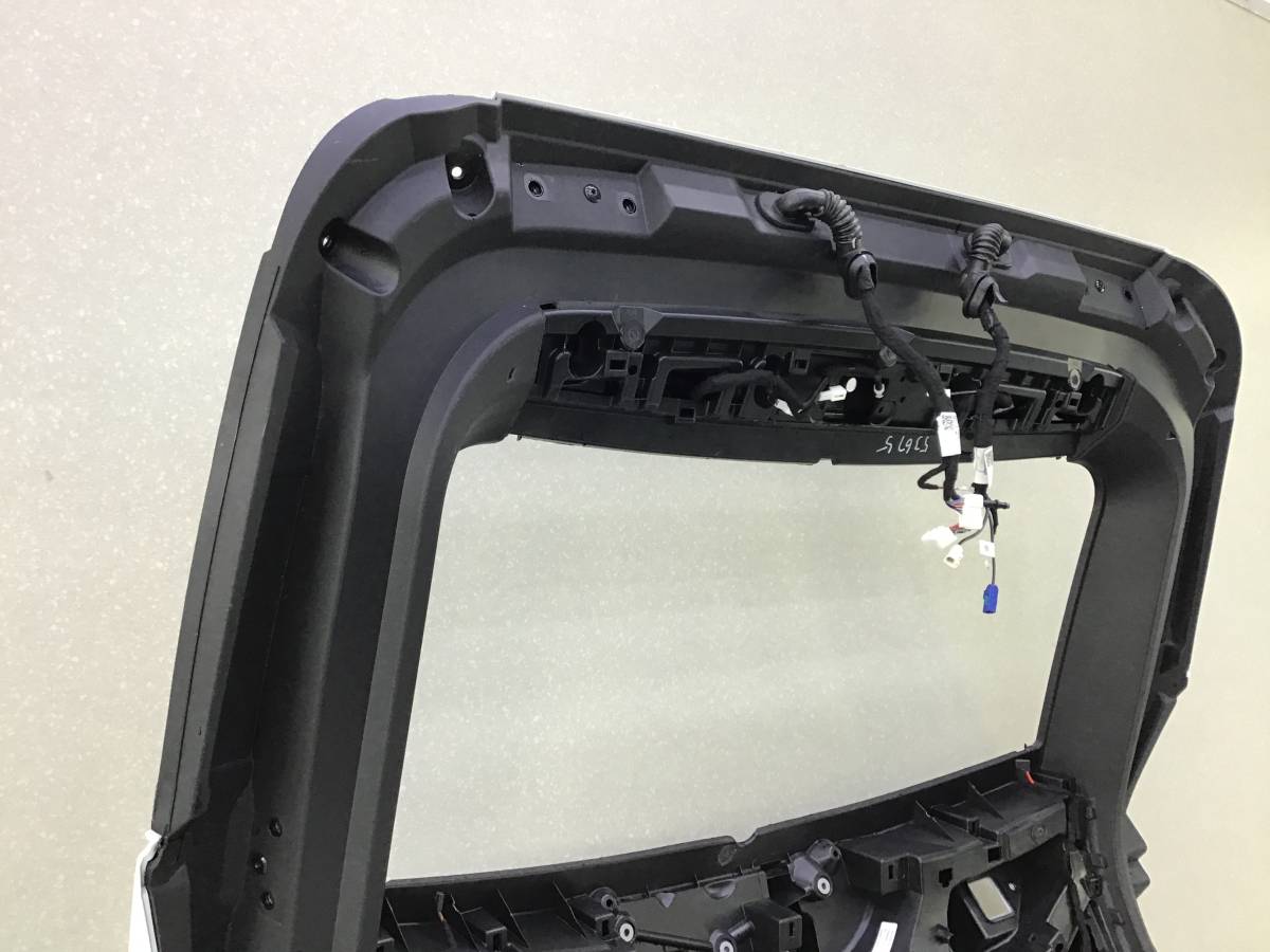 Дверь багажника EXEED RX (M38T/T22) 2022-н.в. Дверь багажника EXEED RX (M38T/T22) 2022-н.в.