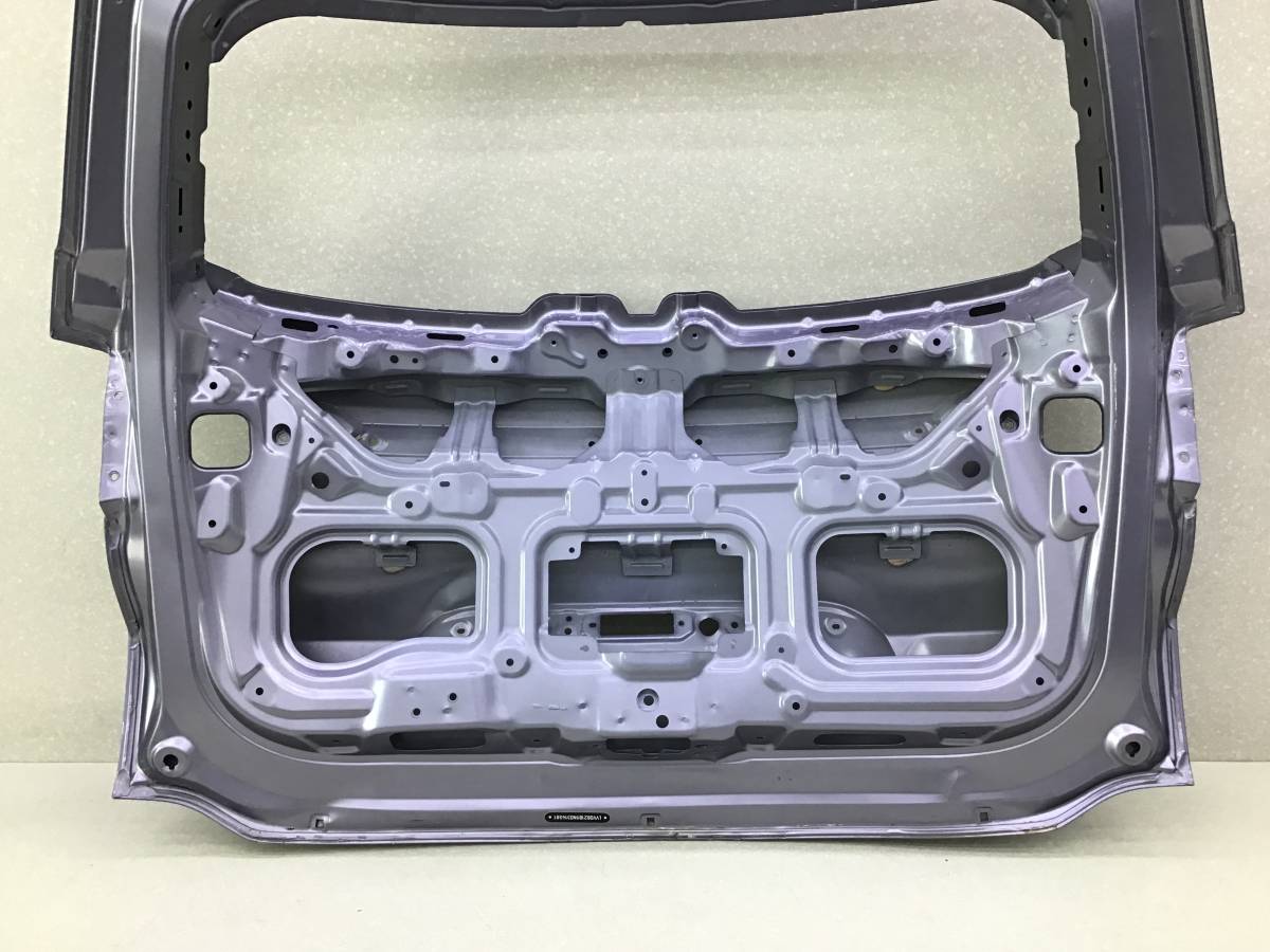 Дверь багажника Chery Tiggo 4 Pro (T19) 2021-н.в. Дверь багажника Chery Tiggo 4 Pro (T19) 2021-н.в.