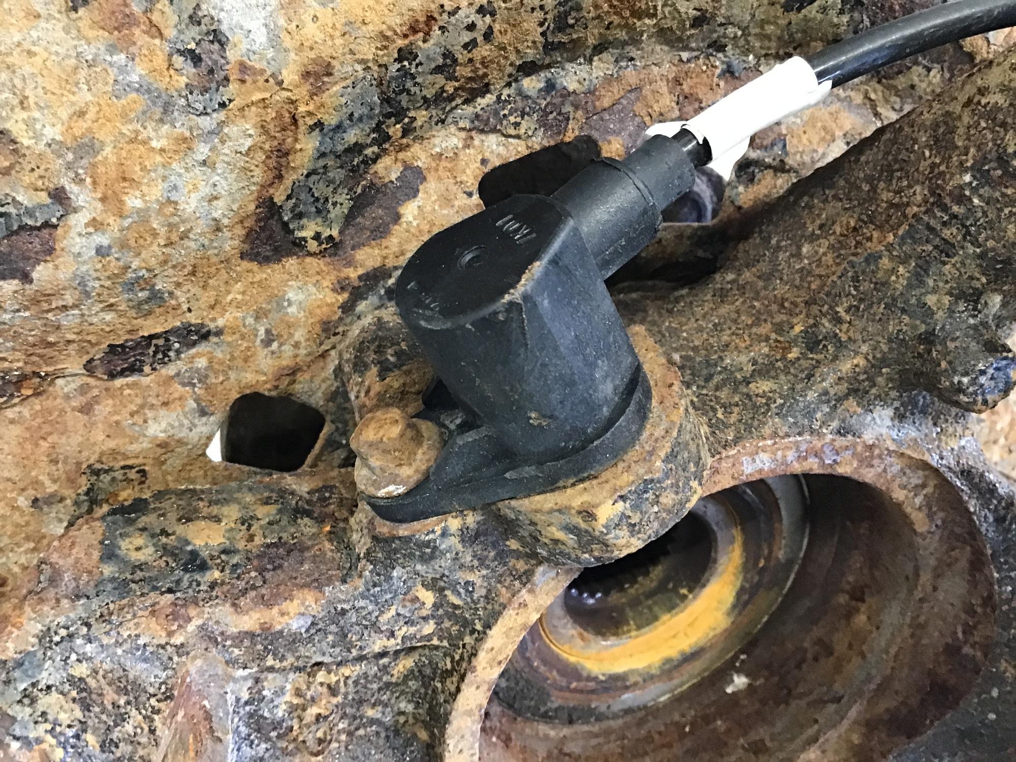 Кулак поворотный передний правый, Chery Tiggo (T11) 2005-2012