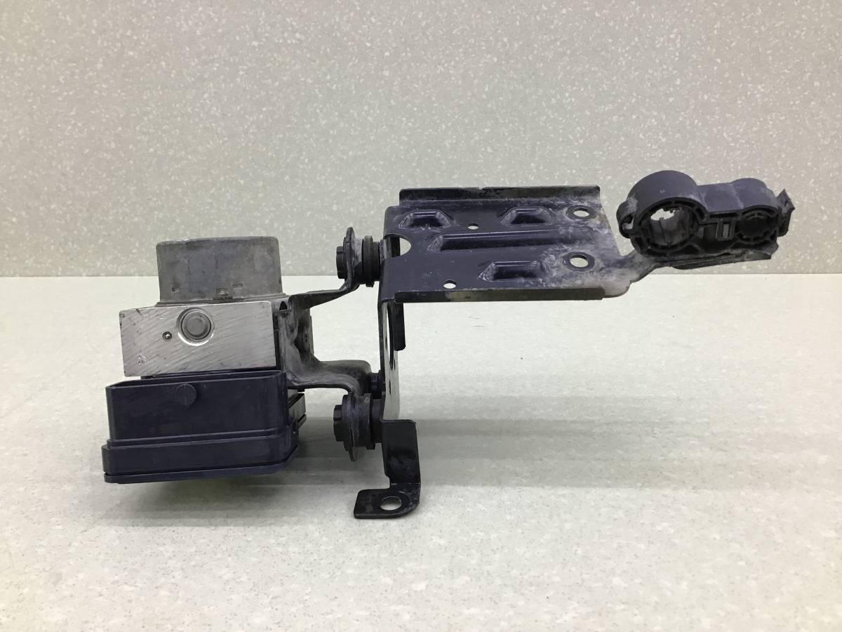 Блок ABS (насос) Volkswagen Polo Sed 5 (6C1) 2010-2020