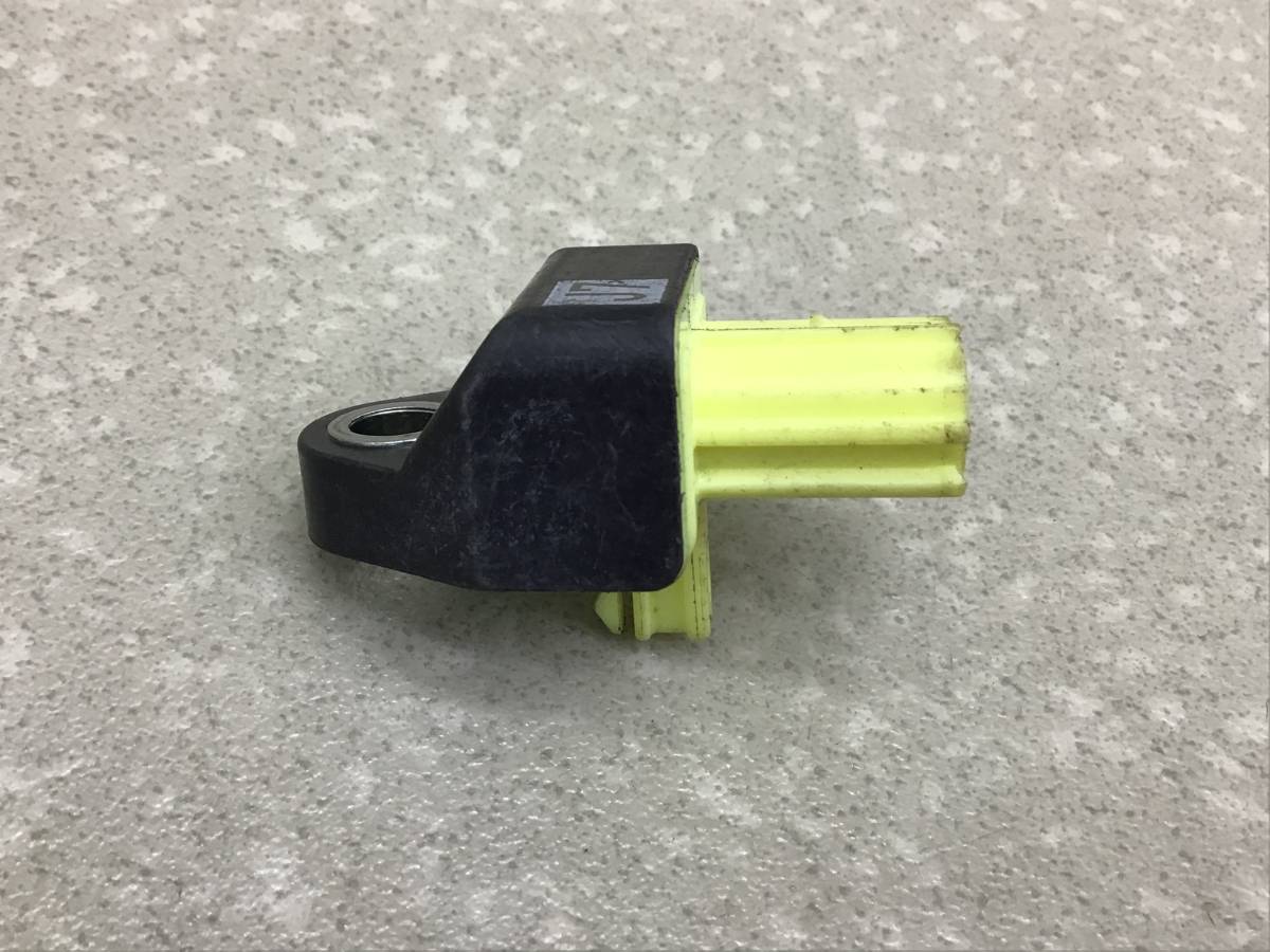 Датчик AIR BAG Toyota Prius (W50) 2015-2019 Датчик AIR BAG Toyota Prius (W50) 2015-2019