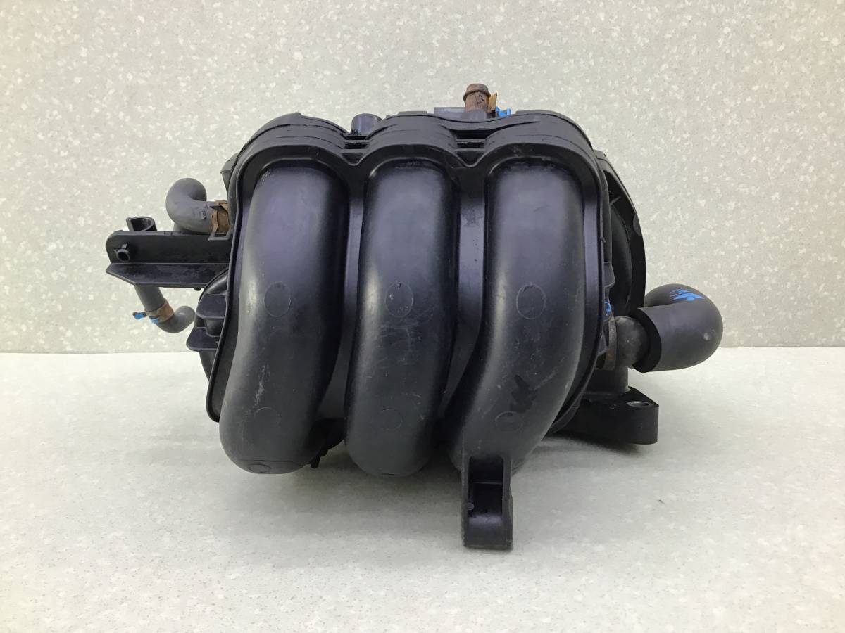 Коллектор впускной Toyota Aygo 2005-2014 (B10) Коллектор впускной Toyota Aygo 2005-2014 (B10)