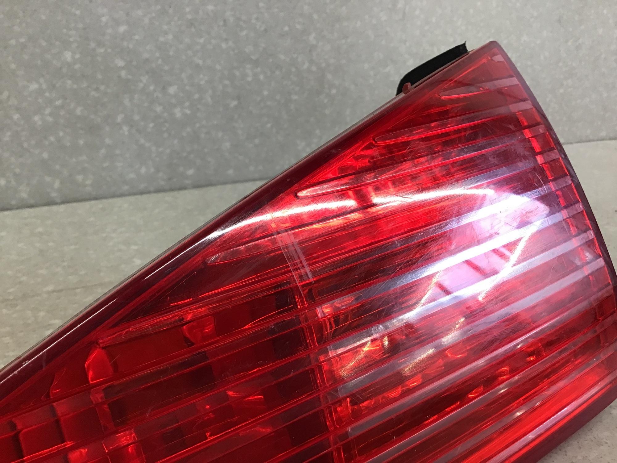 Фонарь задний внутренний правый Peugeot 607 (9D) 1999-2008