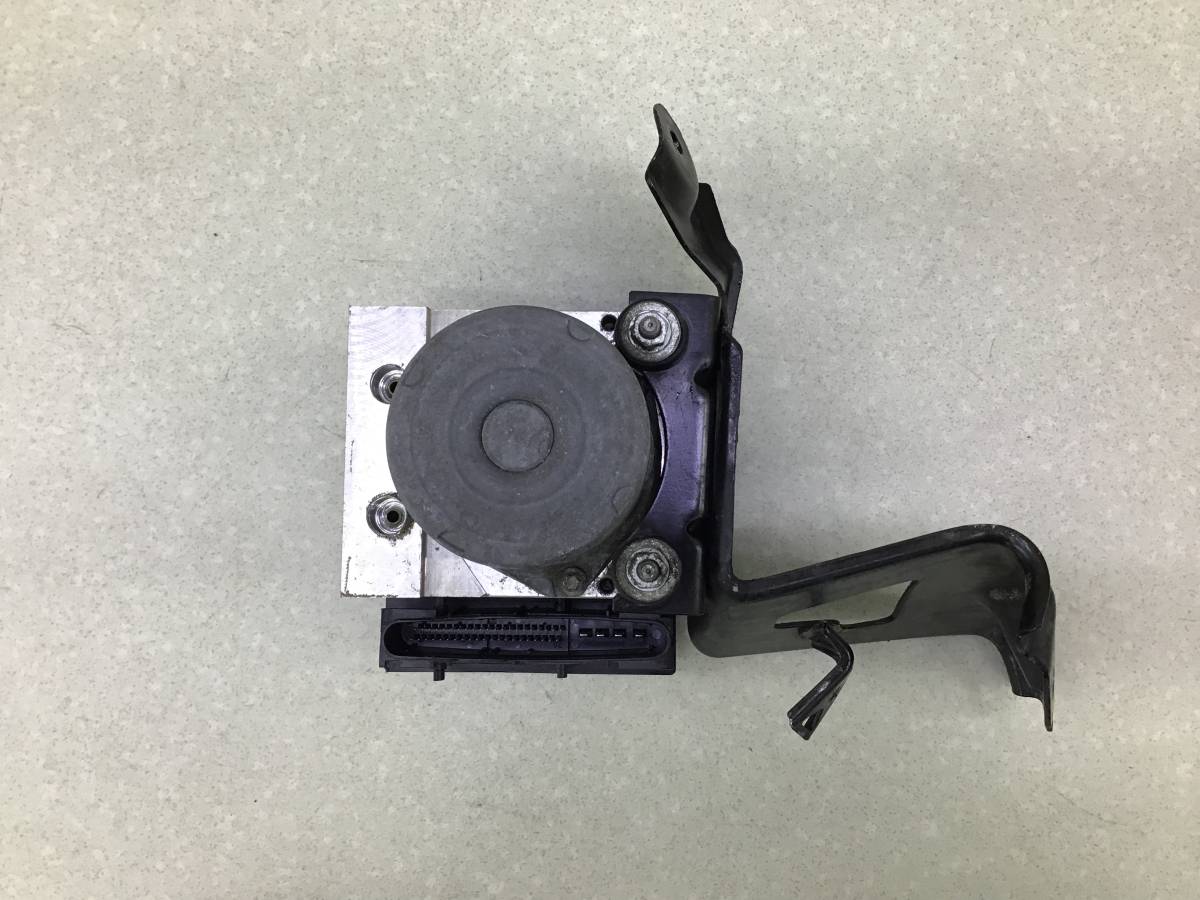 Блок ABS (насос) Toyota Venza (V10) 2009-2017 Блок ABS (насос) Toyota Venza (V10) 2009-2017
