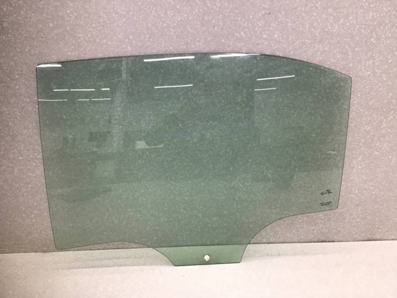 Стекло двери задней левой Skoda Rapid 2 2019-2023