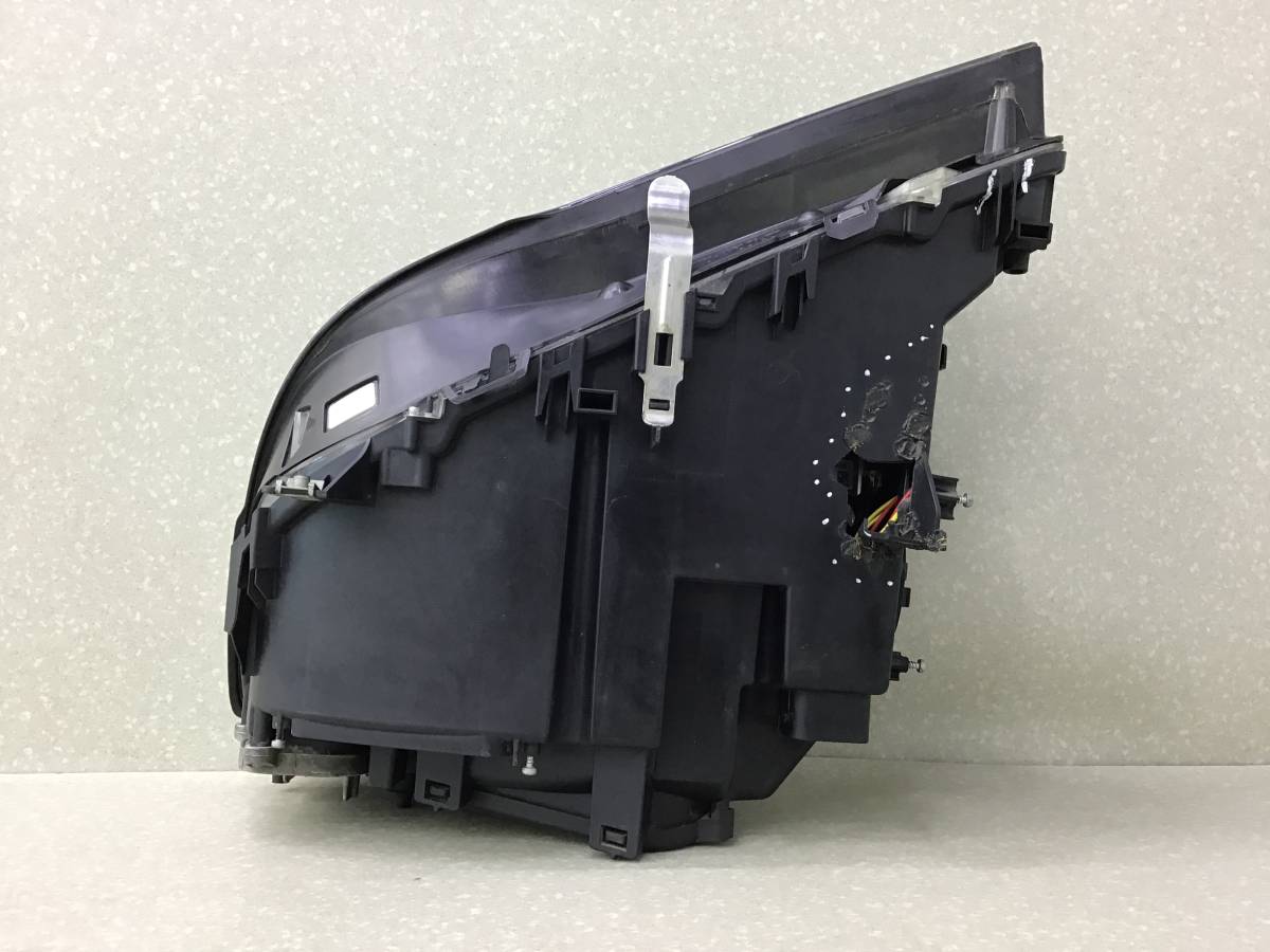 Фара правая BMW 7-Series F01 2008-2015 Фара правая BMW 7-Series F01 2008-2015