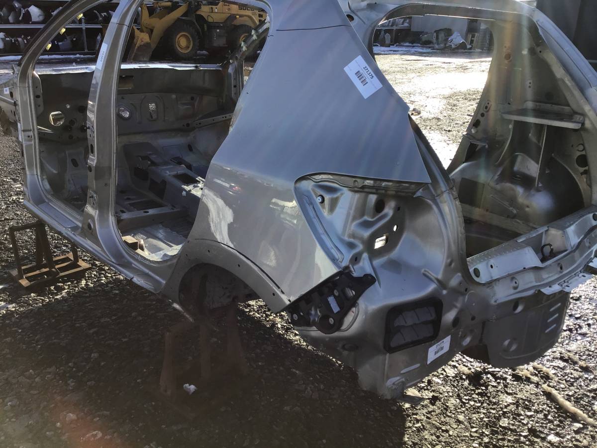 Крыло заднее левое Renault Sandero 2 (5S) 2012-2022 Крыло заднее левое Renault Sandero 2 (5S) 2012-2022