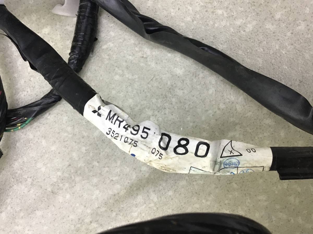 Проводка салона Mitsubishi Pajero/Montero Sport (K9) 1997-2008 Проводка салона Mitsubishi Pajero/Montero Sport (K9) 1997-2008