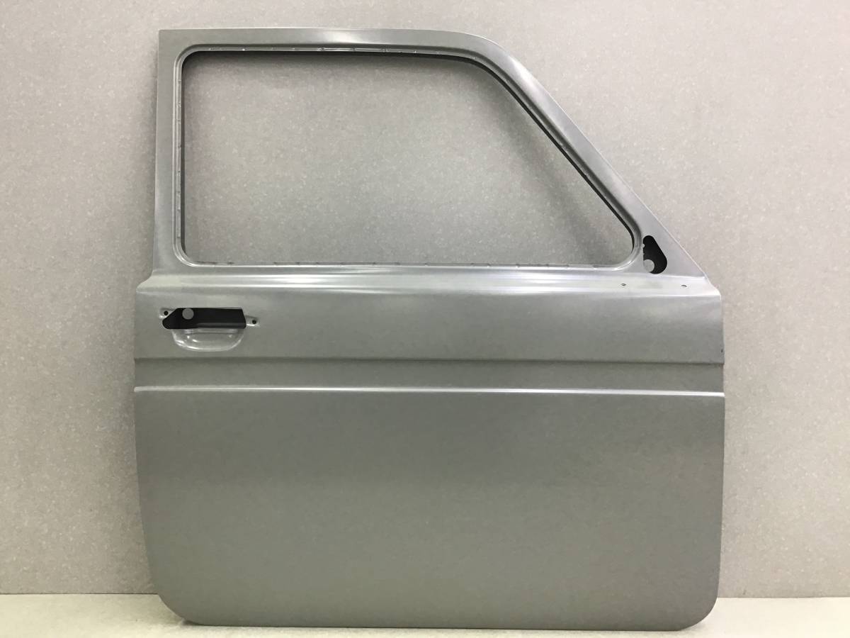 Дверь передняя правая Lada Niva (2121) 1977-2021