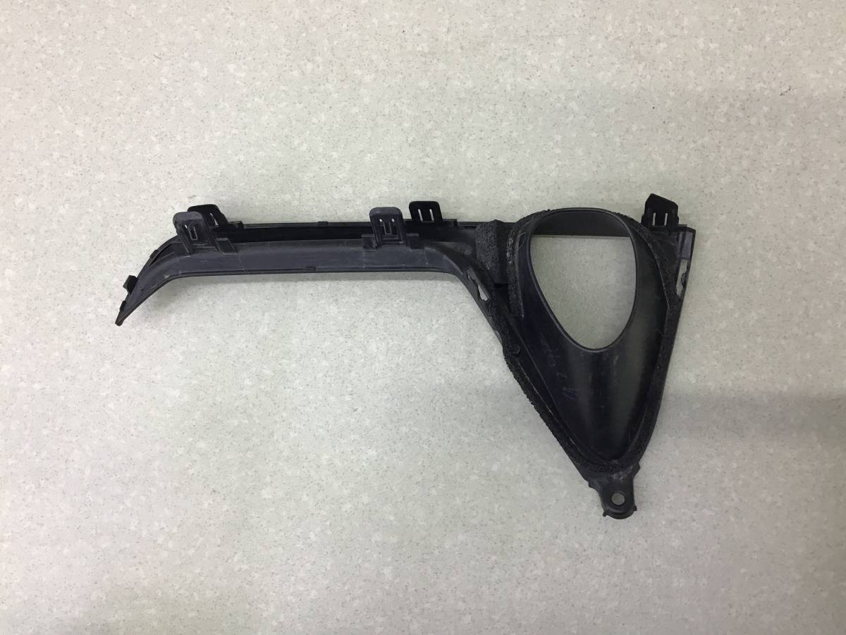 Рамка противотуманной фары левой Lexus RX 350 (AGL20W) 2015-2022 Рамка противотуманной фары левой Lexus RX 350 (AGL20W) 2015-2022