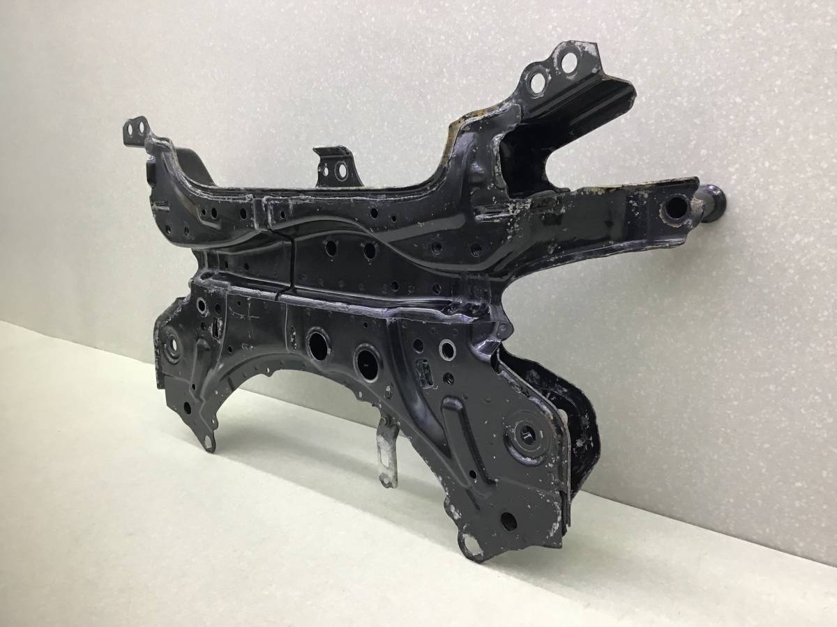 Балка под ДВС Audi A3 (8P) 2004-2013