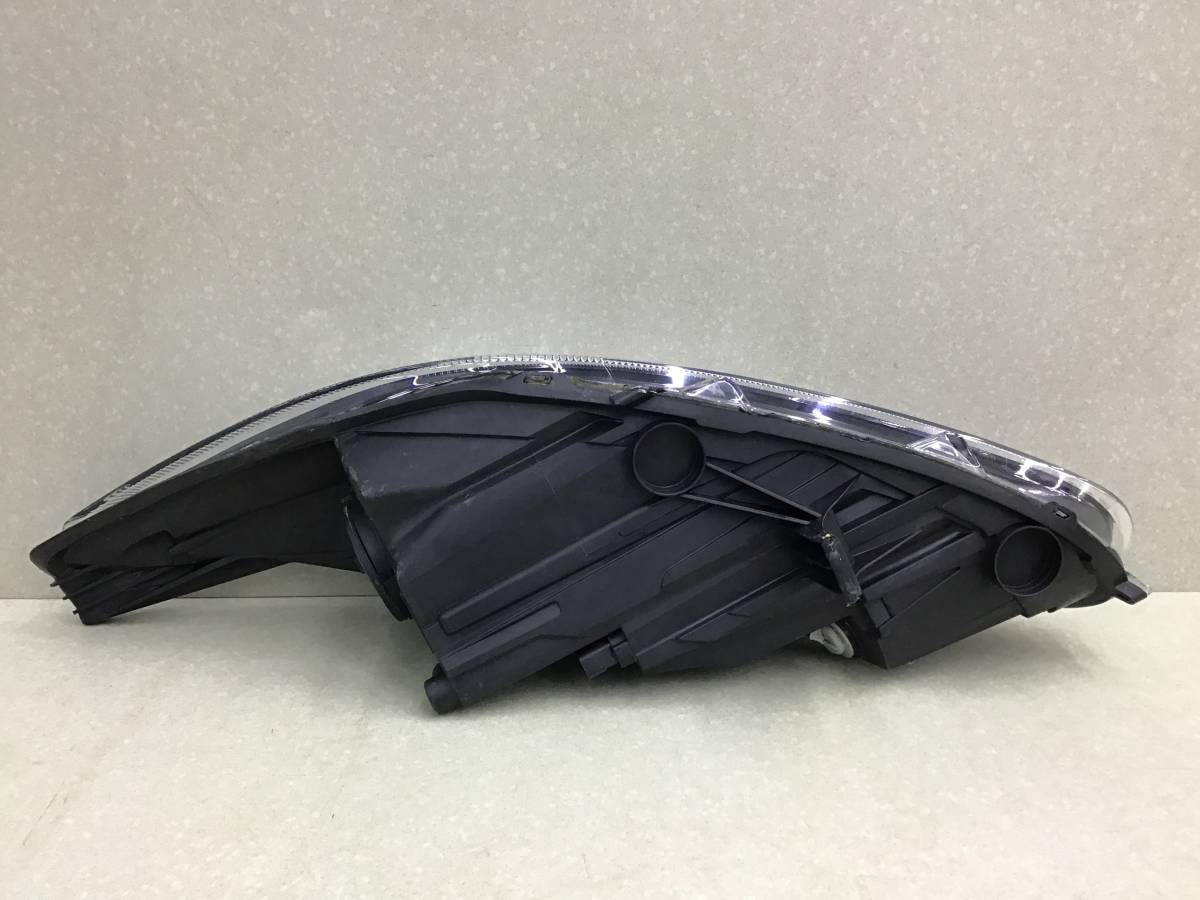 Фара правая Ford Fiesta (CB1) 2008-2019