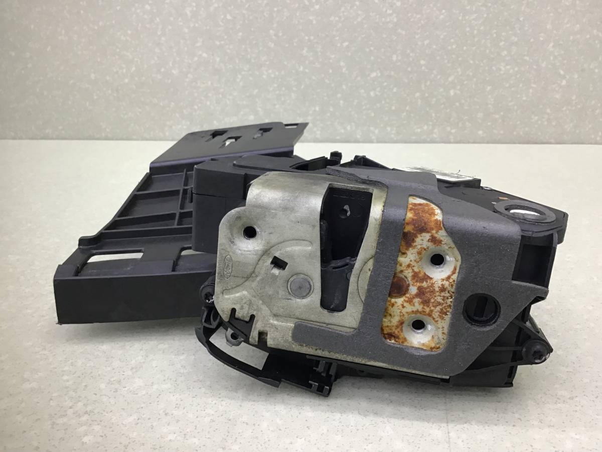 Замок двери задней правой Ford Fiesta (CB1) 2008-2019