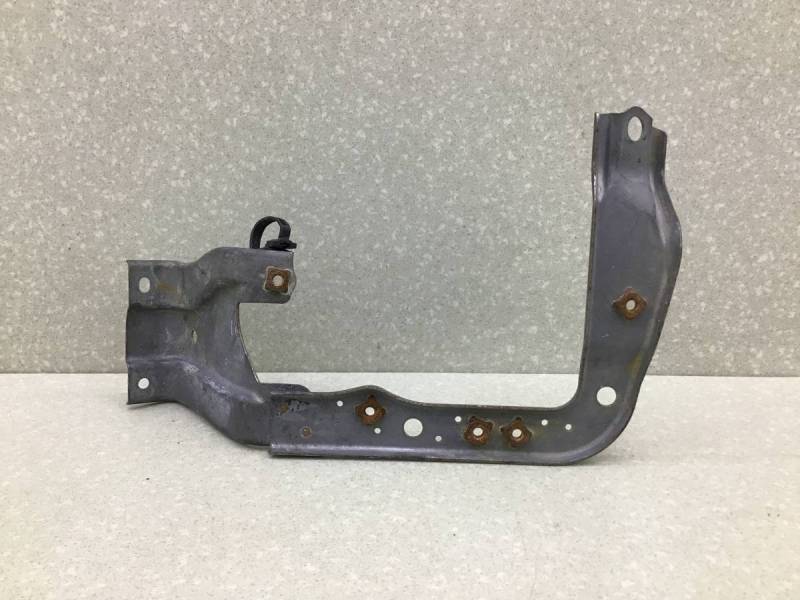 Кронштейн Toyota Rav 4 (A30) 2006-2013 Кронштейн Toyota Rav 4 (A30) 2006-2013