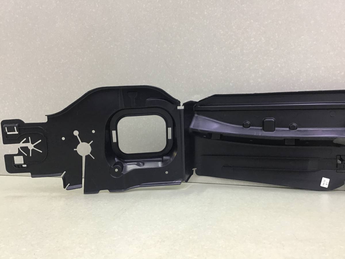 Воздуховод радиатора BMW X7 G07 2018>