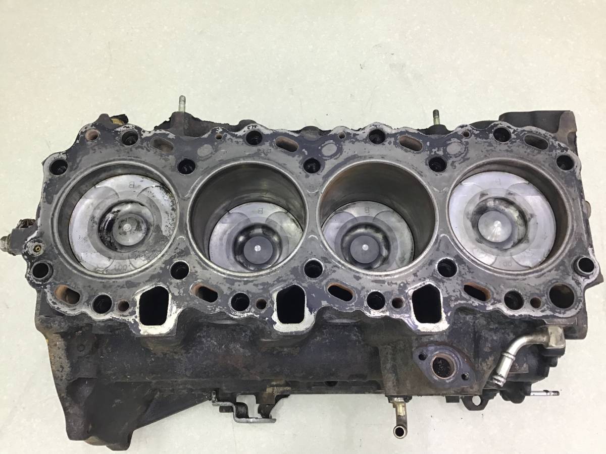 Блок двигателя Toyota Land Cruiser Prado 3 (GRJ120W) 2002-2009 Блок двигателя Toyota Land Cruiser Prado 3 (GRJ120W) 2002-2009