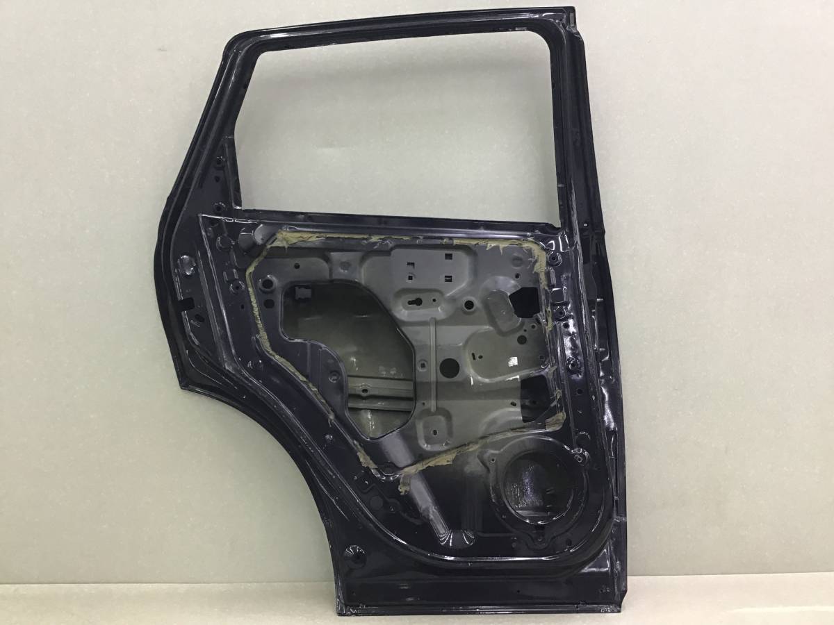 Дверь задняя левая Nissan Qashqai (J10) 2006-2013 Дверь задняя левая Nissan Qashqai (J10) 2006-2013