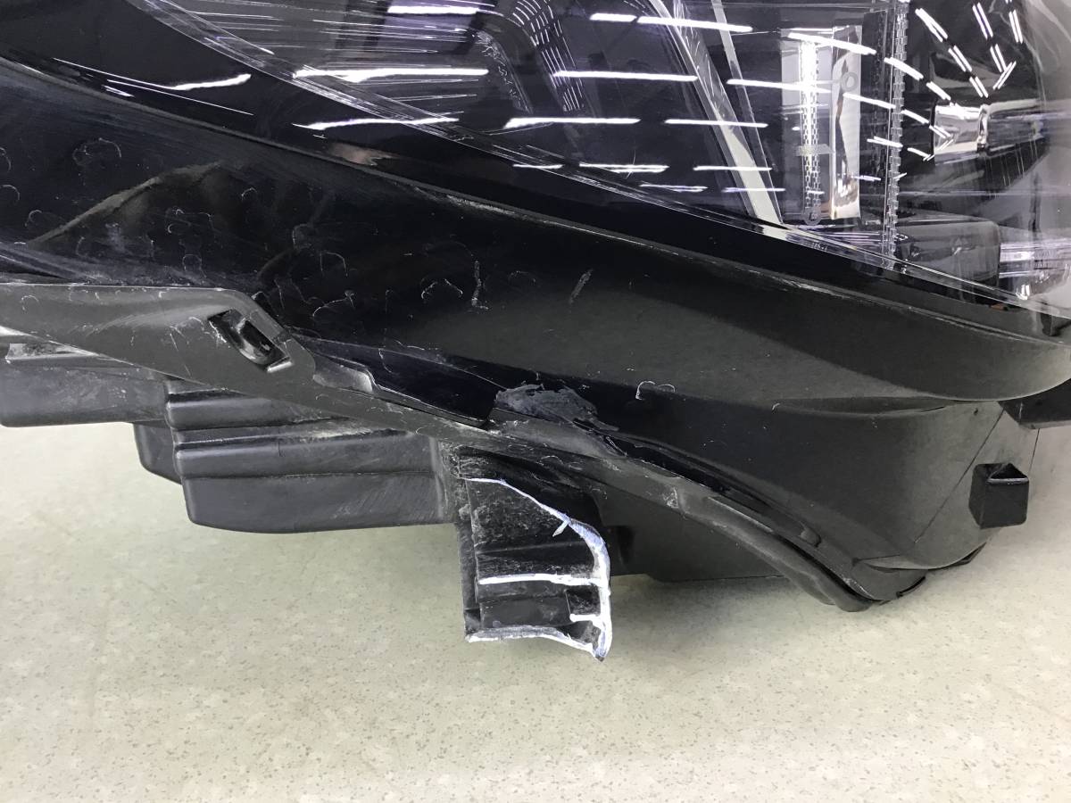 Фара правая Changan CS55 Plus 2021