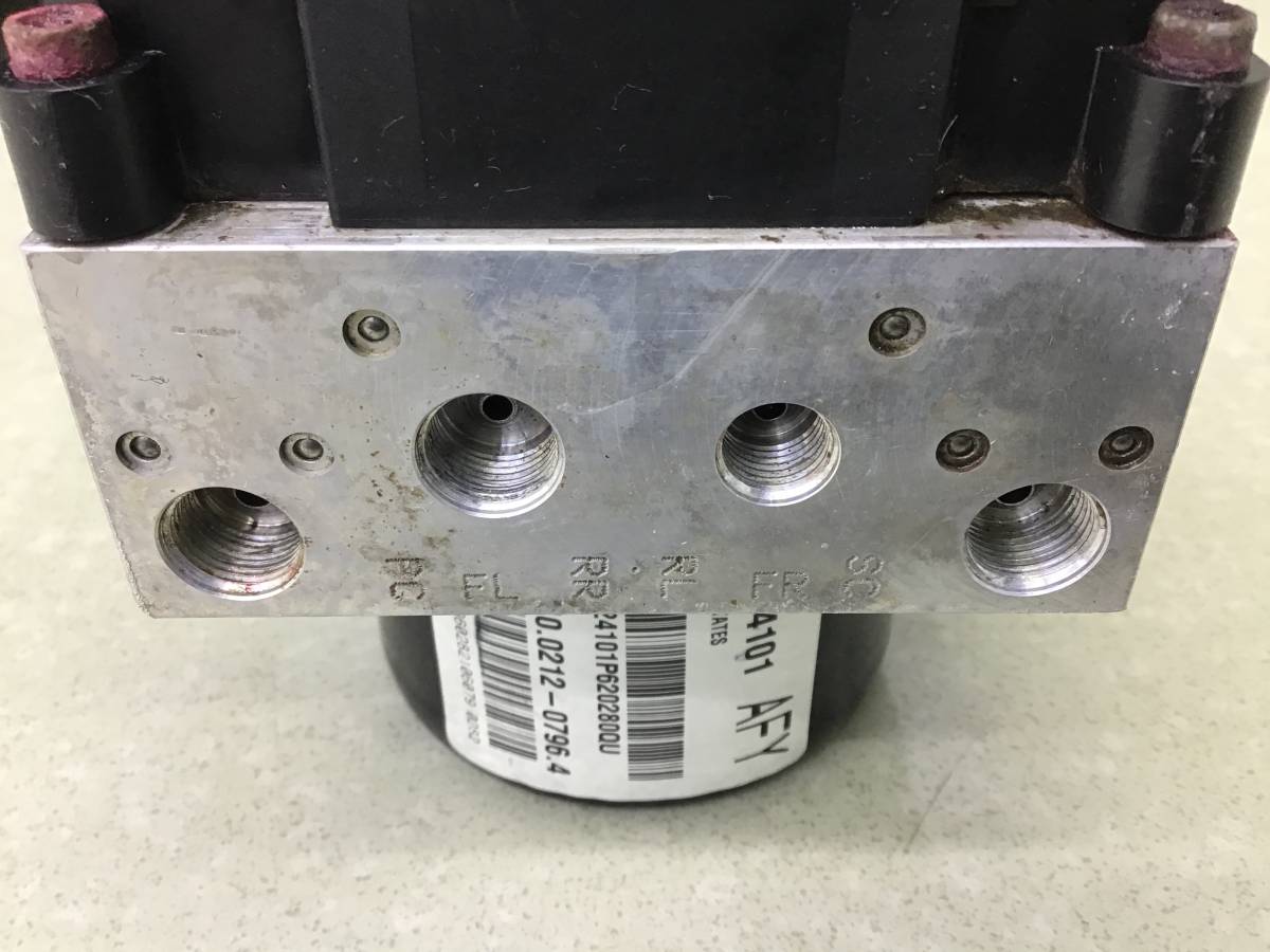 Блок ABS (насос) Opel Astra J (P10) 2009-2015 Блок ABS (насос) Opel Astra J (P10) 2009-2015