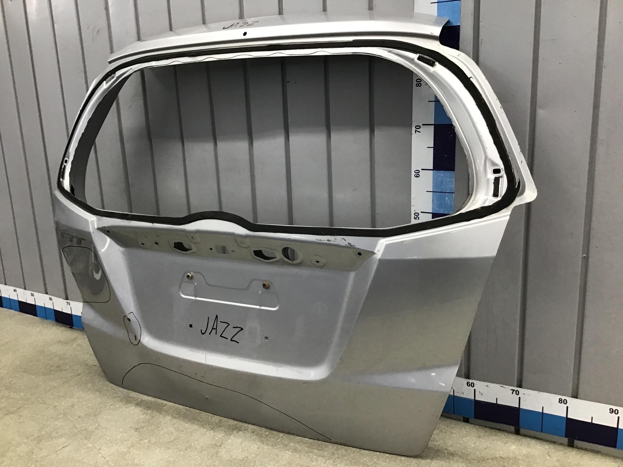 Дверь багажника, Honda Jazz 2008-2015 Дверь багажника, Honda Jazz 2008-2015