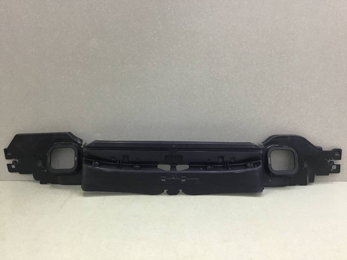 Воздуховод радиатора BMW X7 G07 2018>