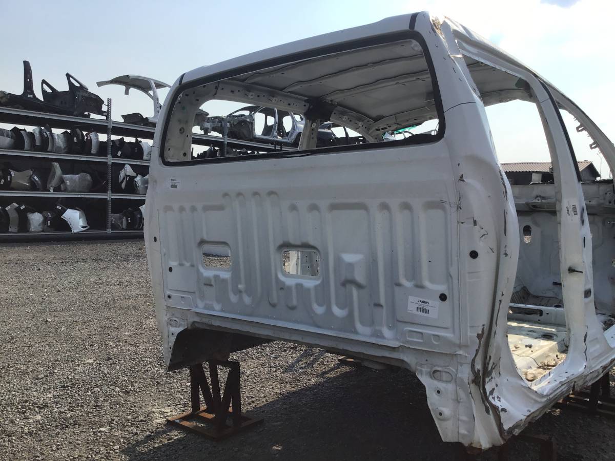 Панель задняя Toyota Hilux (GUN125L, GUN126L, TGN126) 2015-н.в. Панель задняя Toyota Hilux (GUN125L, GUN126L, TGN126) 2015-н.в.