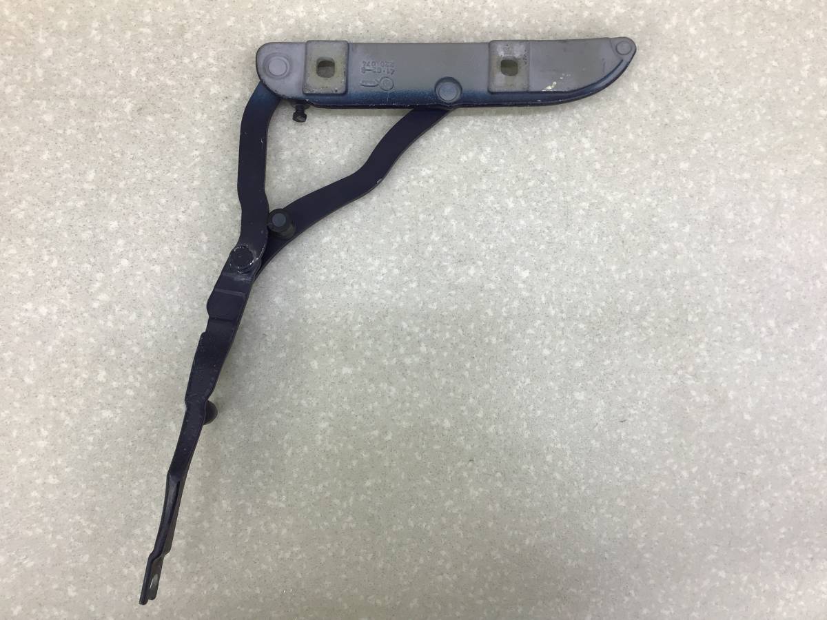 Петля крышки багажника BMW 3-series E46 1998-2005 Петля крышки багажника BMW 3-series E46 1998-2005