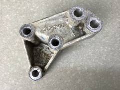 Кронштейн (сопут. товар) Suzuki SX4 (YB21S) 2006-2016