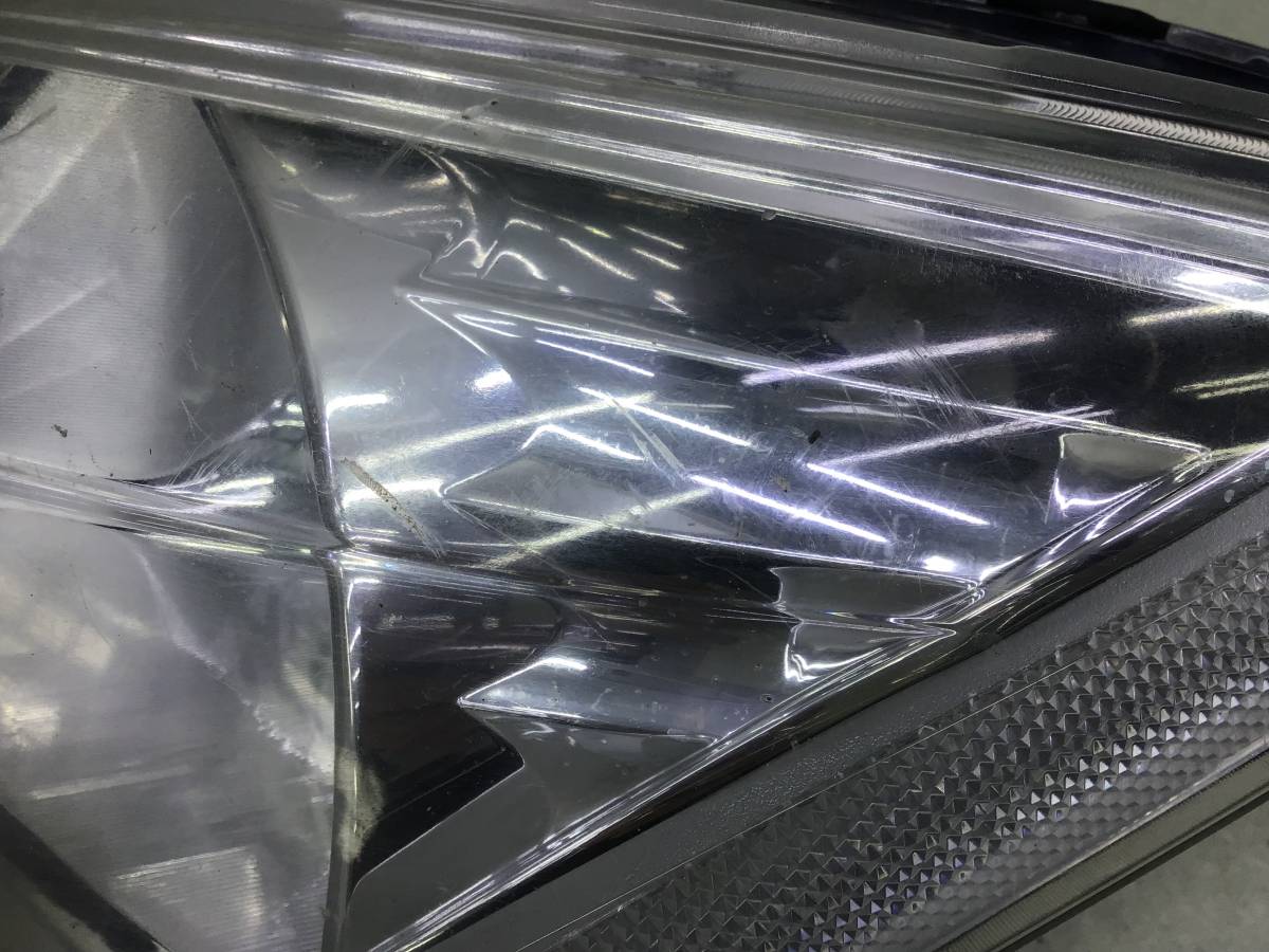 Фара левая Nissan Sentra (B17) 2013-2017